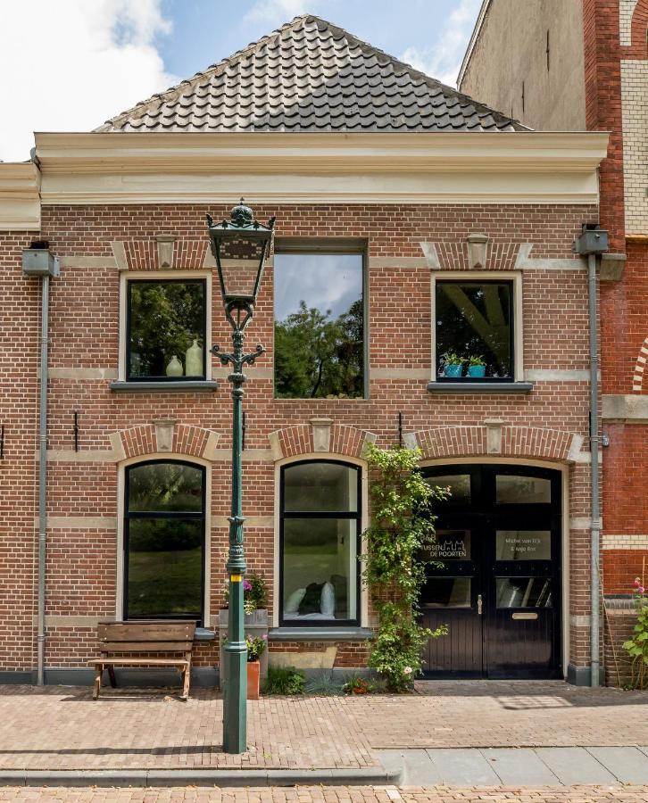 Bed&Breakfast Tussen De Poorten 캠펜 외부 사진